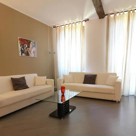 Italianway-corso Garibaldi 34 Milan